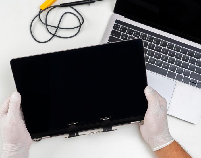 MacBook Repair Technician Singapore